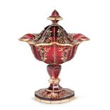 Duża bomboniera z rubinowego szkła, Czechy, XIX w.