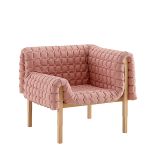 Ruche, pikowanie inspirowane elementami strojów szlacheckich w renesansie, Ligne Roset, od 2700 euro, Galeria Wnętrza.