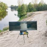 Rzeka od zawsze fascynowała artystę. Wciąż obrabia ten sam motyw rozlewiska i światła odbitego w wodzie