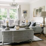 Angielski dom pełen antyków