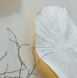 salon w beżach i bieli dekoracje dodatki