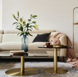 salon ze złotymi dodatkami