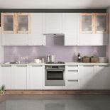 Aby kuchnia wyglądała zjawiskowo warto sięgnąć po sprawdzone sposoby dekoracji ściany nad blatem.