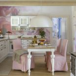 tapeta na ścianie w jadalni