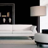 Sofa Charme firmy Ego Zerventiquattro. Cena - od 3776 euro - obicie z tkaniny. Od 6283 euro - obicie