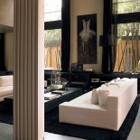 Soho projektu Roberta i Ludoviki Palomba można zamontować w pionie lub poziomie. Zapłacimy za niego 2560 zł, kalmar