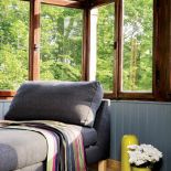 Sopockie weranday swój niepowtarzalny styl zawdzięczają boazerii. Pomalowana jest zawsze w kolorach innych niż reszta