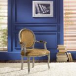 Srebrny Brianzolo Ovale, lekko spatynowany i obity brązowym pluszem, kosztuje 1240 zł. MEBLONOWAK