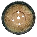 Średniowieczny guzik z kości, fot. East News