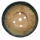 Średniowieczny guzik z kości, fot. East News