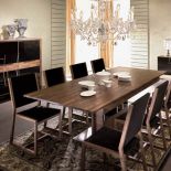 Stół Scala da się rozłożyć jedną ręką. PRESTIGE S.A.