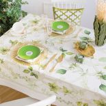 Przyjęcie w ogrodzie. Jak udekorować stół na eleganckie garden party