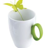 Przyjęcie w ogrodzie. Jak udekorować stół na eleganckie garden party