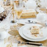 stół wigilijny biało złoty