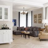 Styl modern classic to połączenie tradycji z nowoczesnością, tradycyjnego rzemiosła ze współczesnym wzornictwem, elegancji z