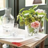 Najlepszy odpoczynek? Przeprowadzka na weekend z dizajnerskiego apartamentu do rustykalnego domu na wsi, z widokiem