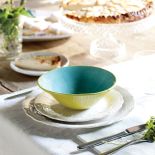 Dom w stylu rustykalnym z widokiem na górskie szczyty