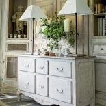 Komoda z kolekcji Chapeau Dependances, inspirowana stylem Ludwika XV, INTERIORS, house2home.pl