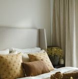 styl naturalny w sypialni