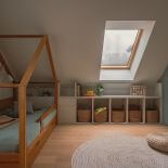 pokój dziecięcy na poddaszu w domu na warmińskiej wsi