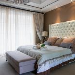 Niezbyt intensywne światło w sypialni pomoże ukoić zmysły przed snem