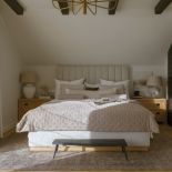 sypialnia w stylu modern country