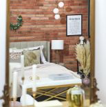 sypialnia styl boho z industrialnym