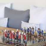 Szachy inkrustowane macicą perłową to armia turecka szturmująca Europę.