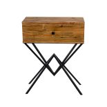 szafka ze starego drewna