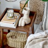 drewniana szafka nocna