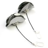 Szare wiszące kolczyki-kwiaty. Dooperelle.pl