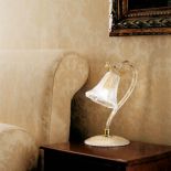 Szklany kwiat ? lampka nocna 488 firmy Gallery (od 980 zł). STUDIO ITALIA