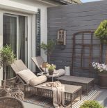 przytulny taras w domu architektki wnętrz Mai Różańskiej