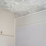 tapeta na suficie w sypialni