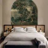 tapeta na ścianie za łóżkiem inspiracje