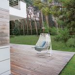 Taras pod lasem. Dom otwarty na las