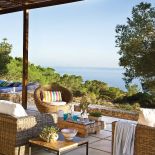 aranżacja tarasu z widokiem na morze