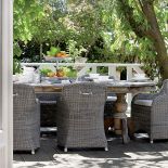 Taras w stylu prowansalskim. Dom jak podróżny kufer