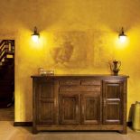 Tę oryginalną dekorację wykonano używając farb akrylowych, aerografu, pigmentów suchych i mokrych. SIC