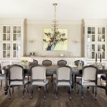 Tea mieszkała w czterech krajach, w czterech różnych domach. Dlatego ten ostatni pod Warszawą ma trochę z pałacu i