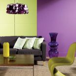 Ten pokój pomalowano Batystowym Fioletem i Limonkową Taftą. Akrylit W Fashion Collection. Cena - 54 zł/2,5 l. DEKORAL