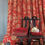 Rozgrzewające tkaniny: żakardy, szenile i welury