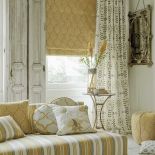 Rozgrzewające tkaniny: żakardy, szenile i welury