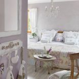 Tkaniny powodują, że wnętrze jest przytulne.