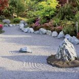 tkowa kompozycja roślin. Japoński ogród w Janowicach