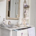 Toaletka w... toalecie. Galeria Lawenda.