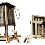 Tobias Heather- jeden z najcięższych modeli tosterów, 1914 r., USA i bardzo rzadki francuski opiekacz Toilectro, 1920 r.