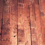 Trawertyn pokryty złotem. YETI. Kolorowy kamień