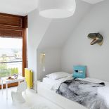 Trudno się zdecydować, co w tym krakowskim domu najpierw podziwiać. Czy widoki za oknem i Tatry w tle, czy