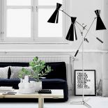 Trzy lampy w jednej, Stanley, DELIGHTFULL